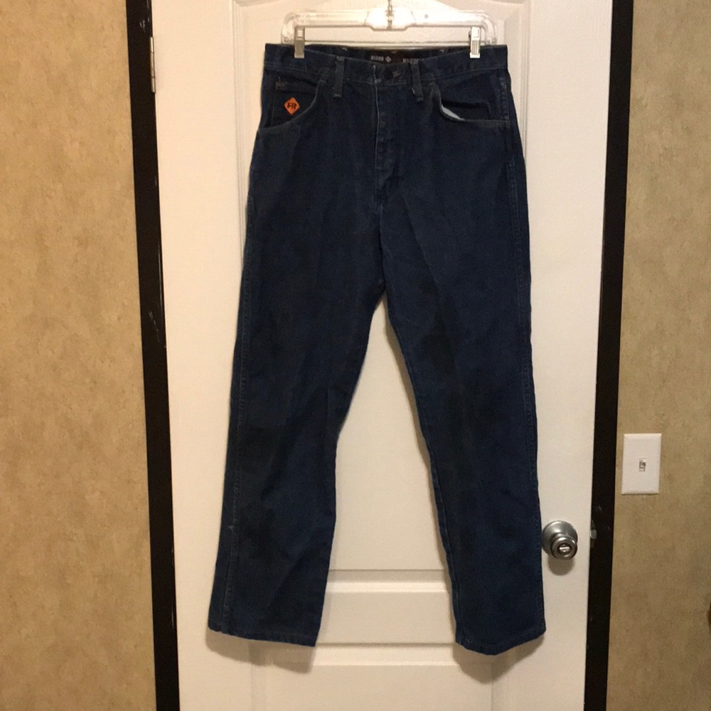 Wrangler FR men’s jeans